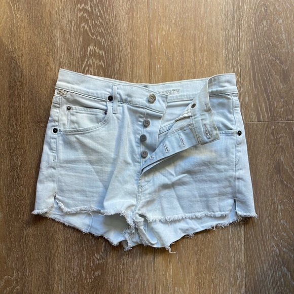 Citizens of Humanity denims shorts / size 26 - Picture 5 of 8